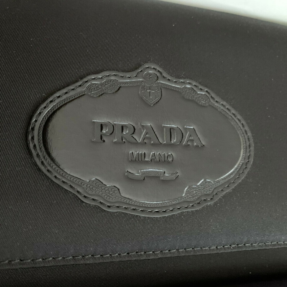❤️Authentic Prada Milano Logo Tessuto Wallet